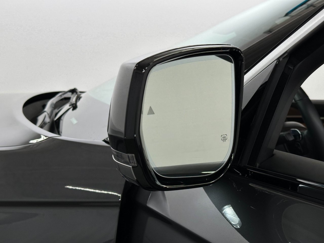 2022 Jeep Grand Cherokee Summit photo 11
