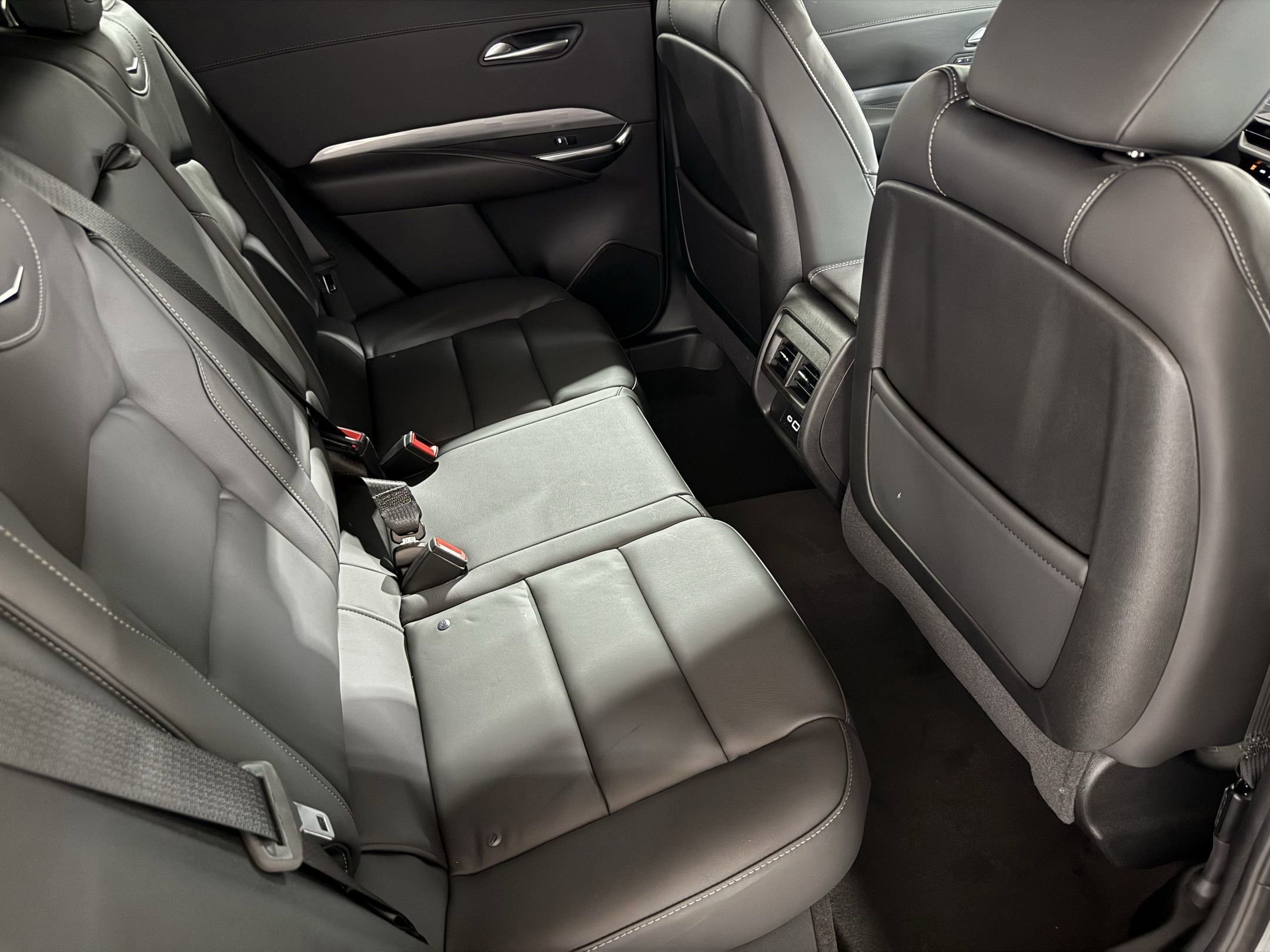 2025 Cadillac XT4 Premium Luxury photo 36