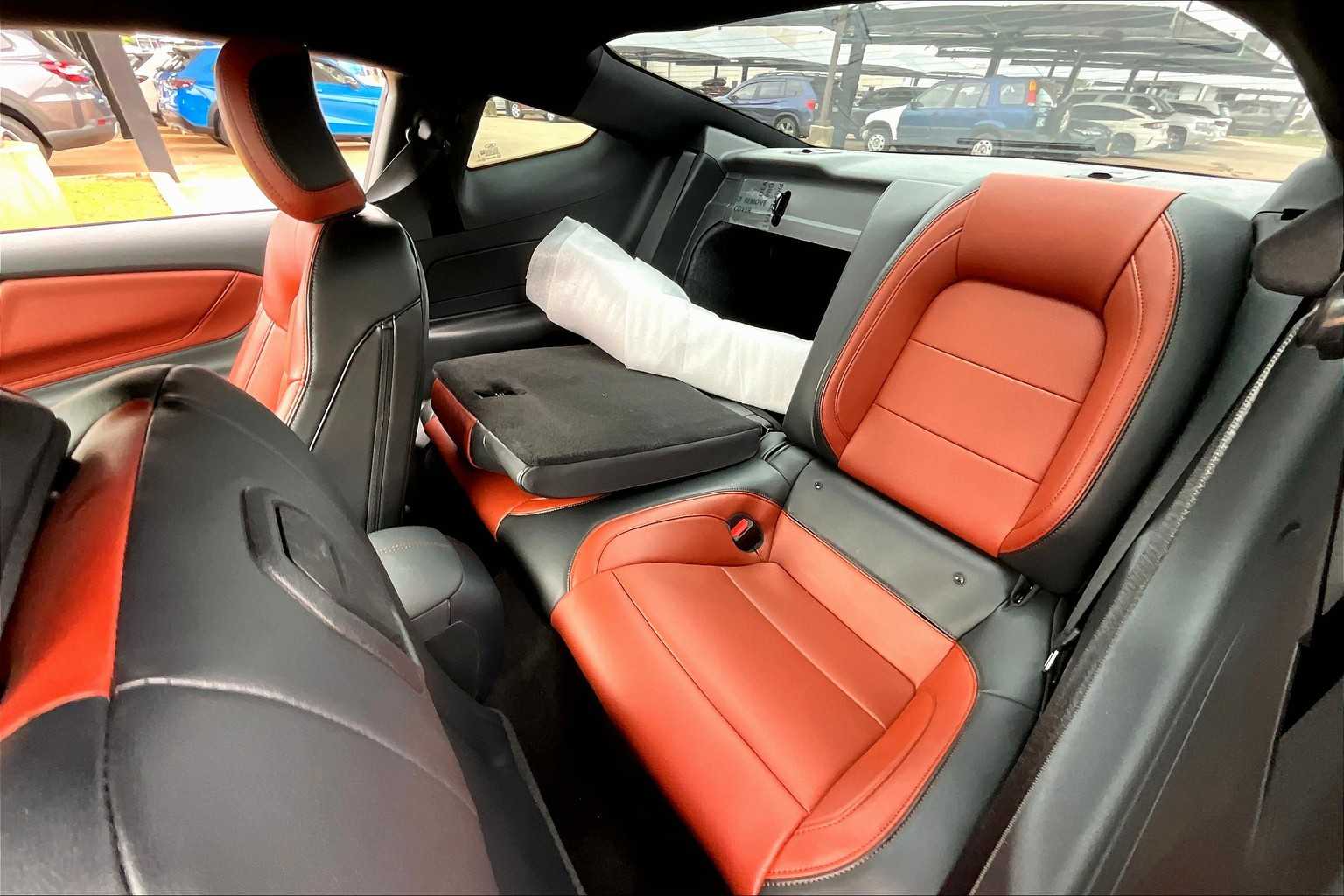 2024 Ford Mustang GT Premium photo 17