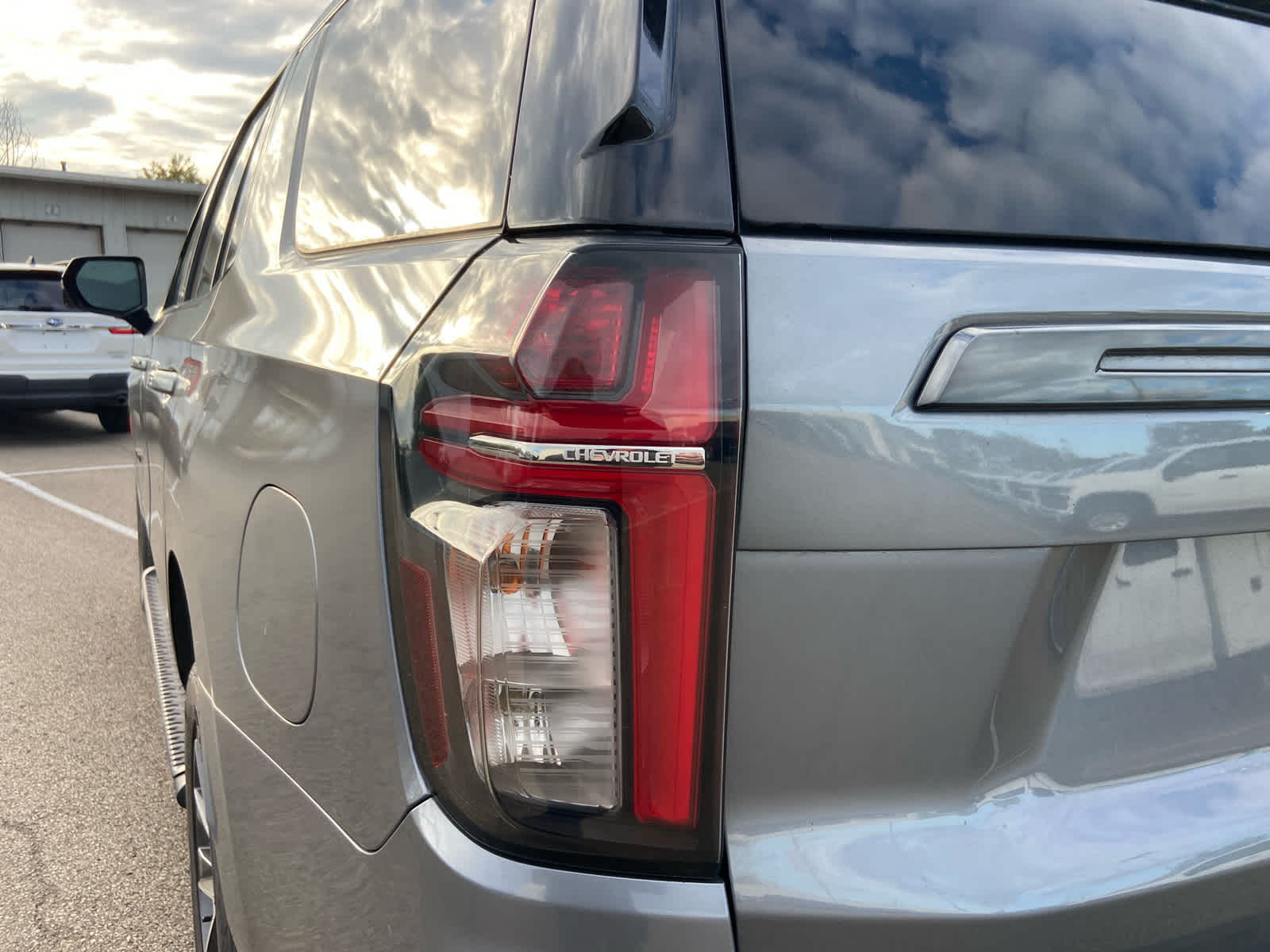 2021 Chevrolet Tahoe Z71 photo 3