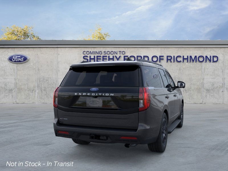 2025 Ford Expedition photo 4