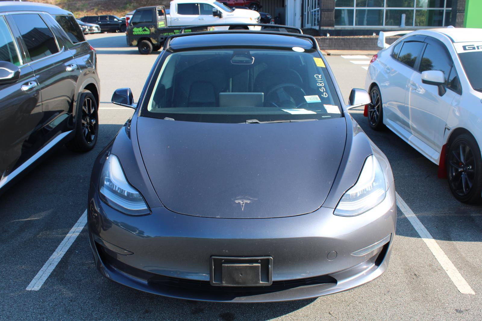 2020 Tesla Model 3 photo 2