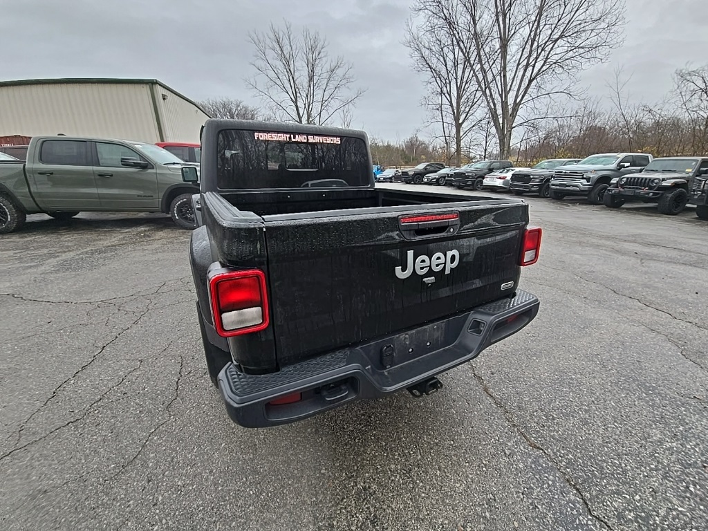 2021 Jeep Gladiator Overland photo 4