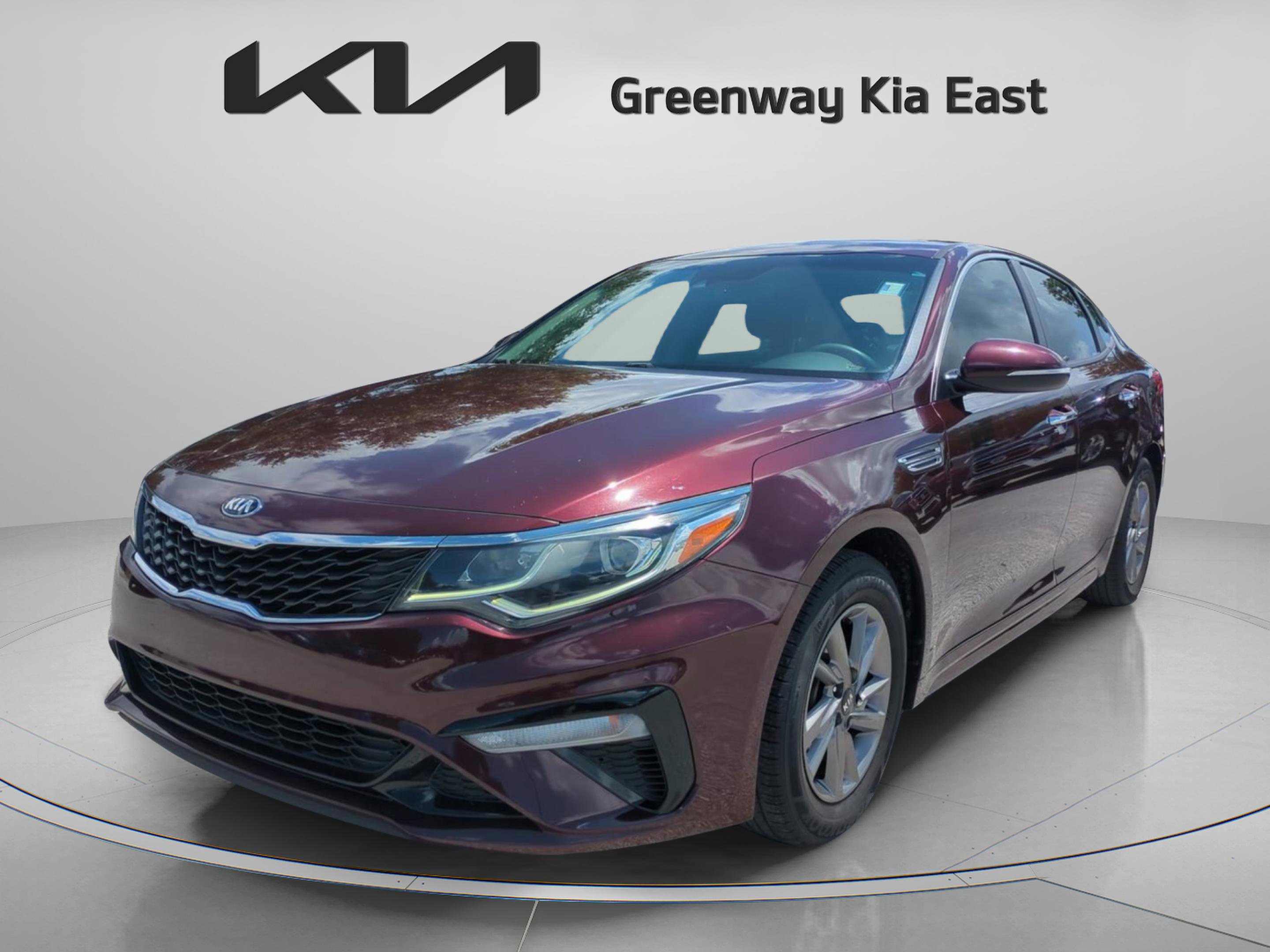2020 Kia Optima LX photo 3