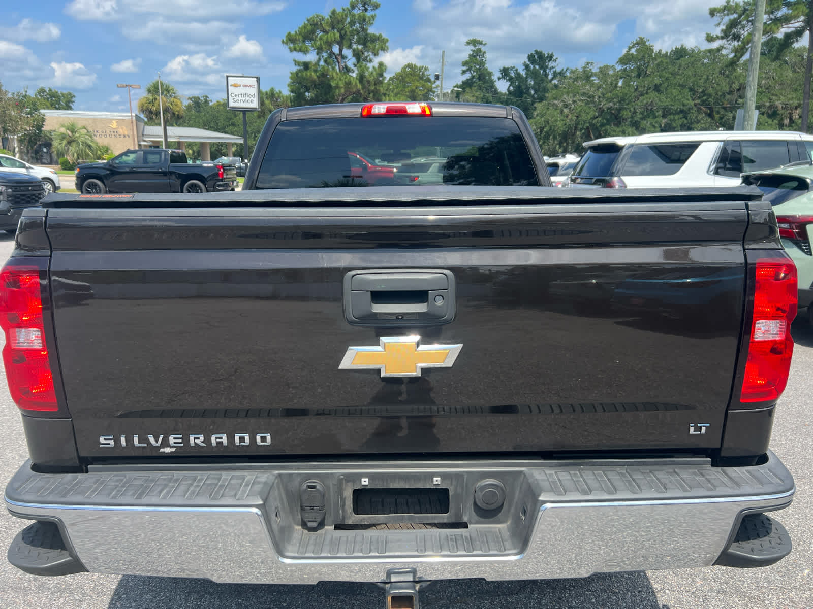 2018 Chevrolet Silverado LT photo 7