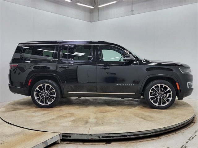 2024 Jeep Wagoneer Series III photo 2