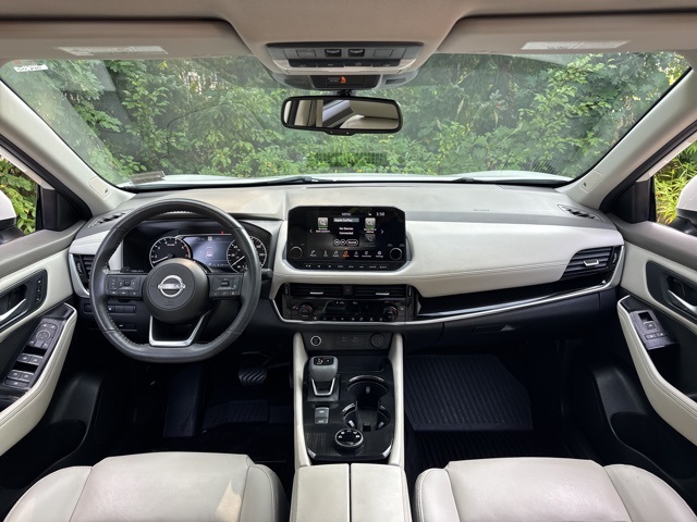 2023 Nissan Rogue SL photo 16