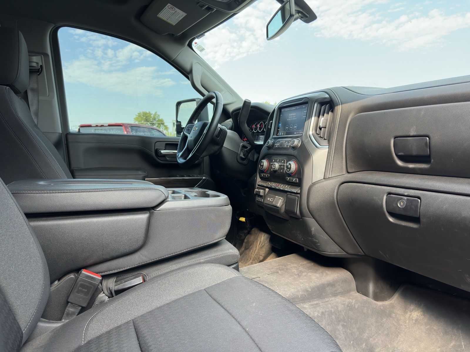 2023 Chevrolet Silverado 2500HD LT photo 12
