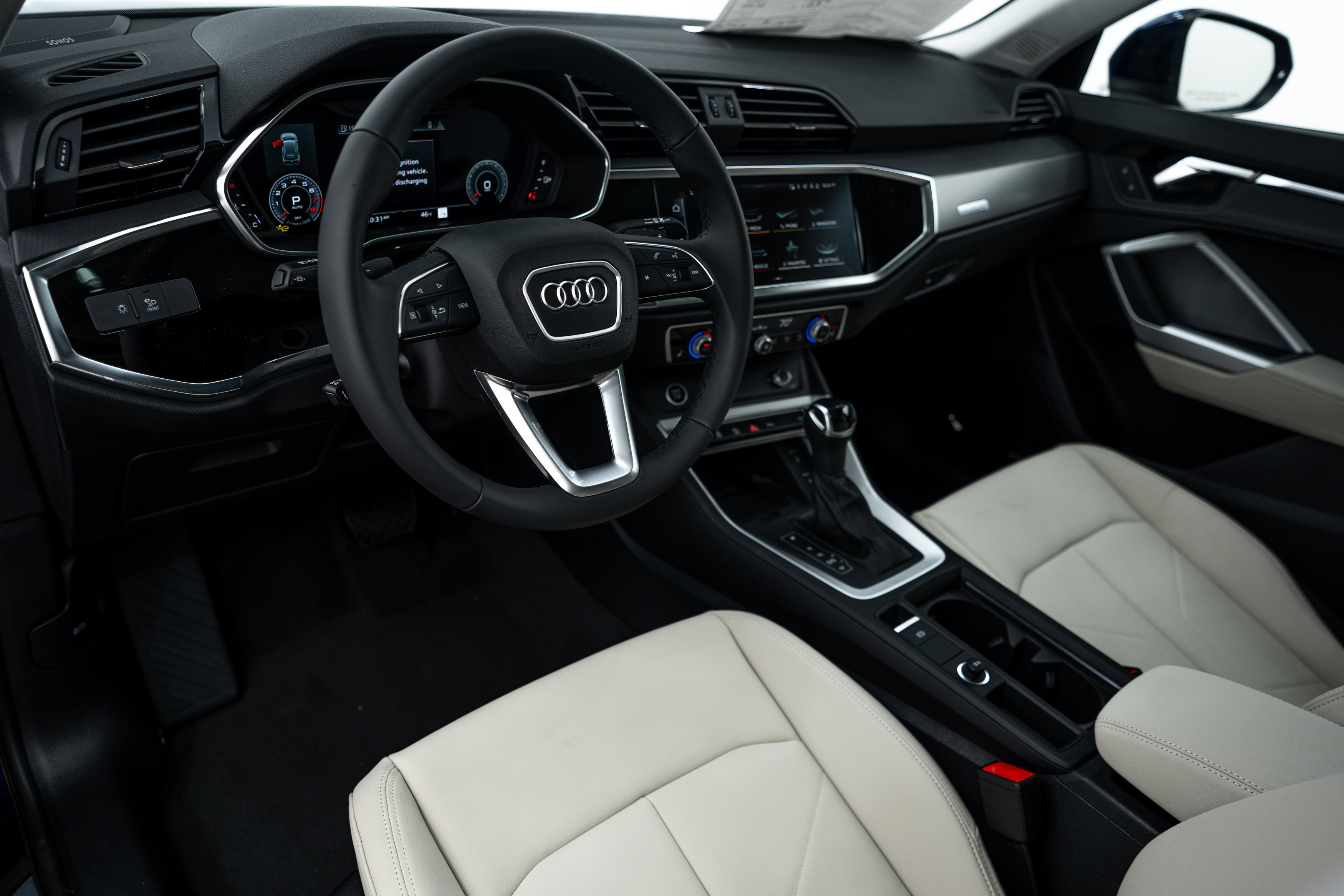 2025 Audi Q3 S line Premium Plus photo 8