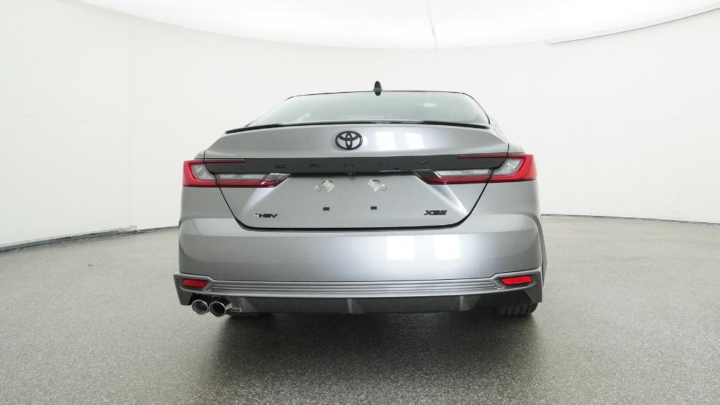 2025 Toyota Camry XSE photo 16