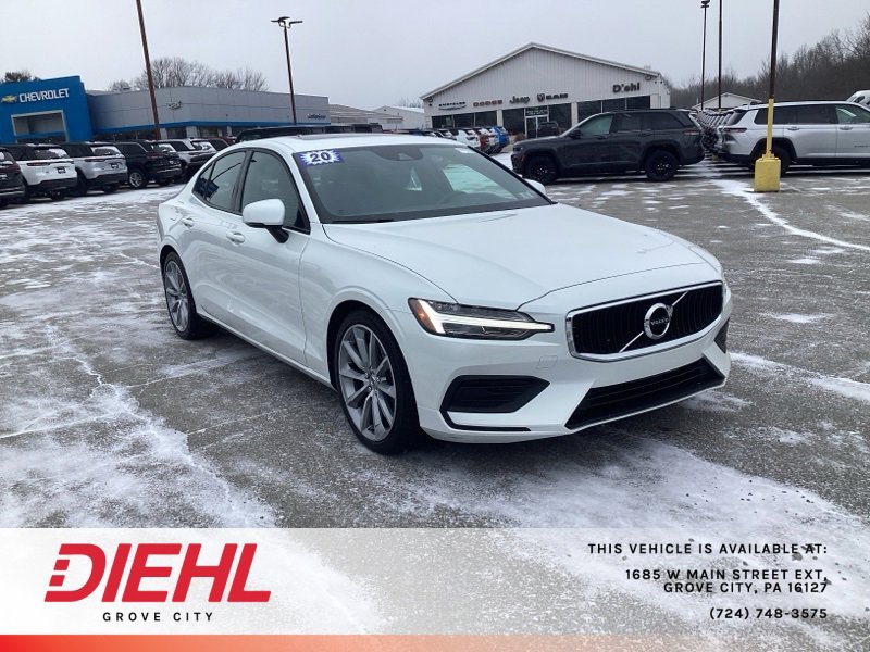 2020 Volvo S60 Momentum's photo
