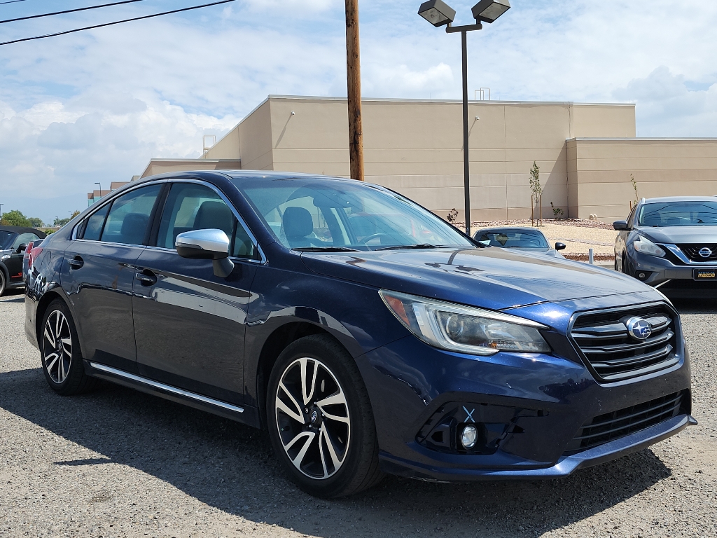 2018 Subaru Legacy Sport photo 2