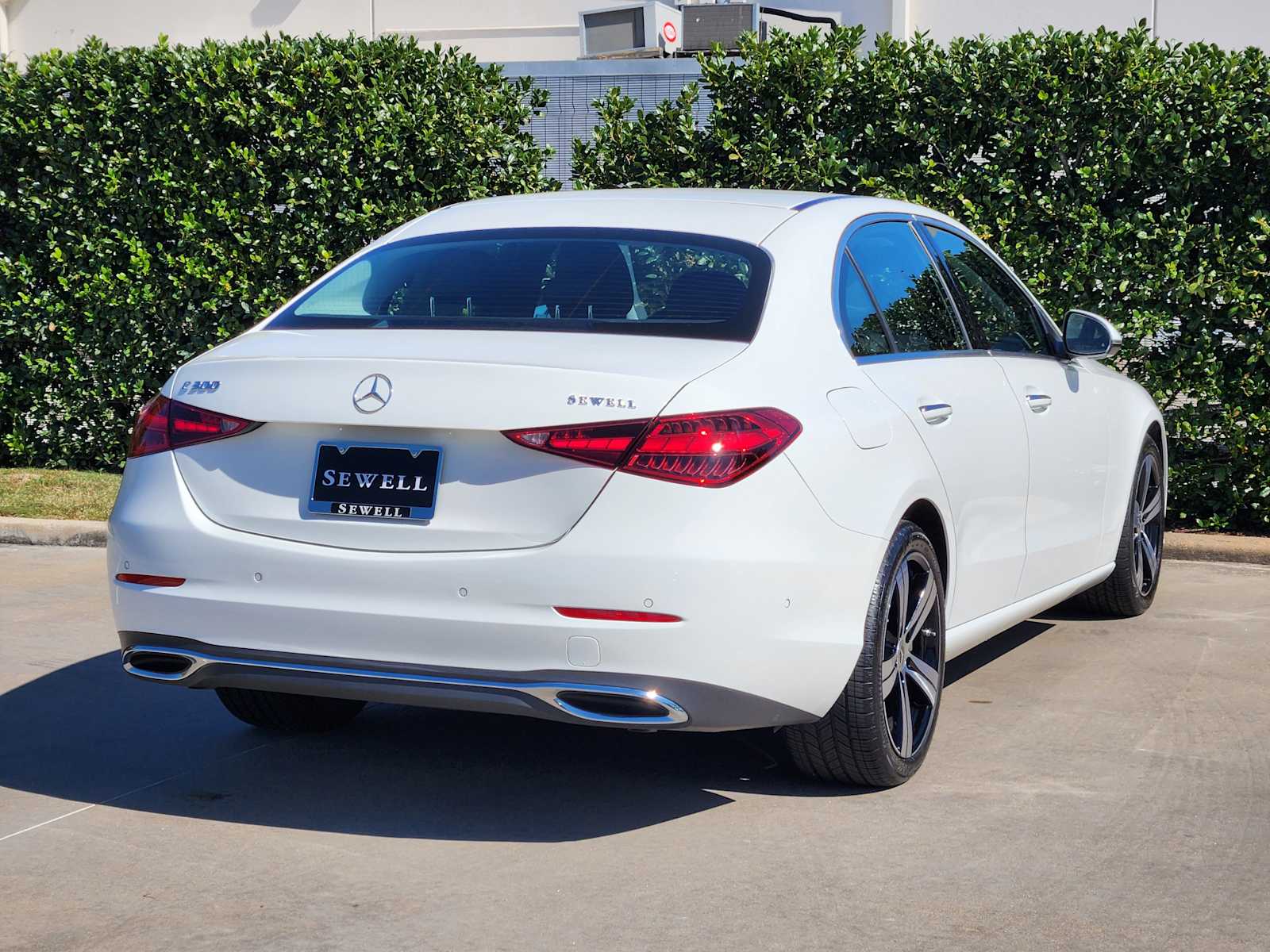 2025 Mercedes Benz C 300 photo 4