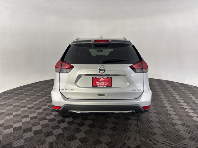2018 Nissan Rogue SV photo 7