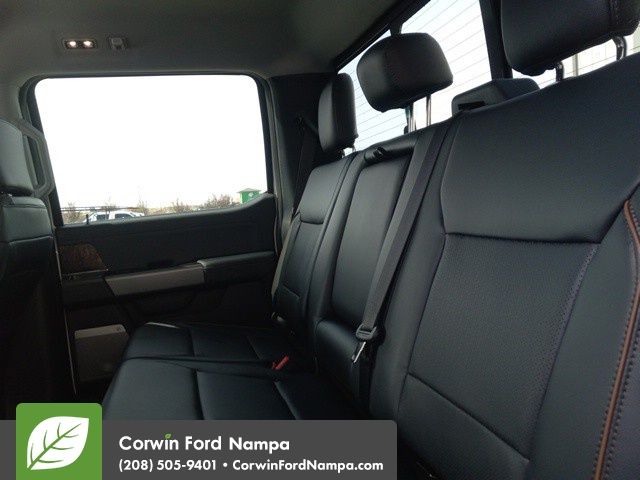 2025 Ford F-350 Lariat photo 25