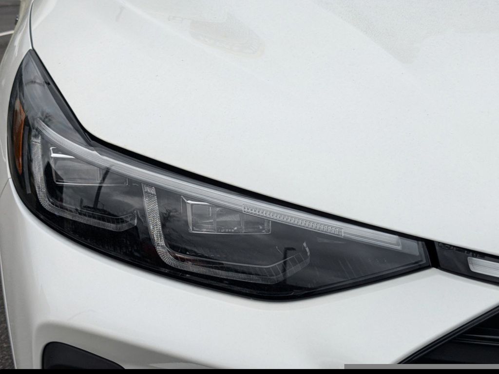 2025 Ford Escape Hybrid ST-Line Elite photo 9
