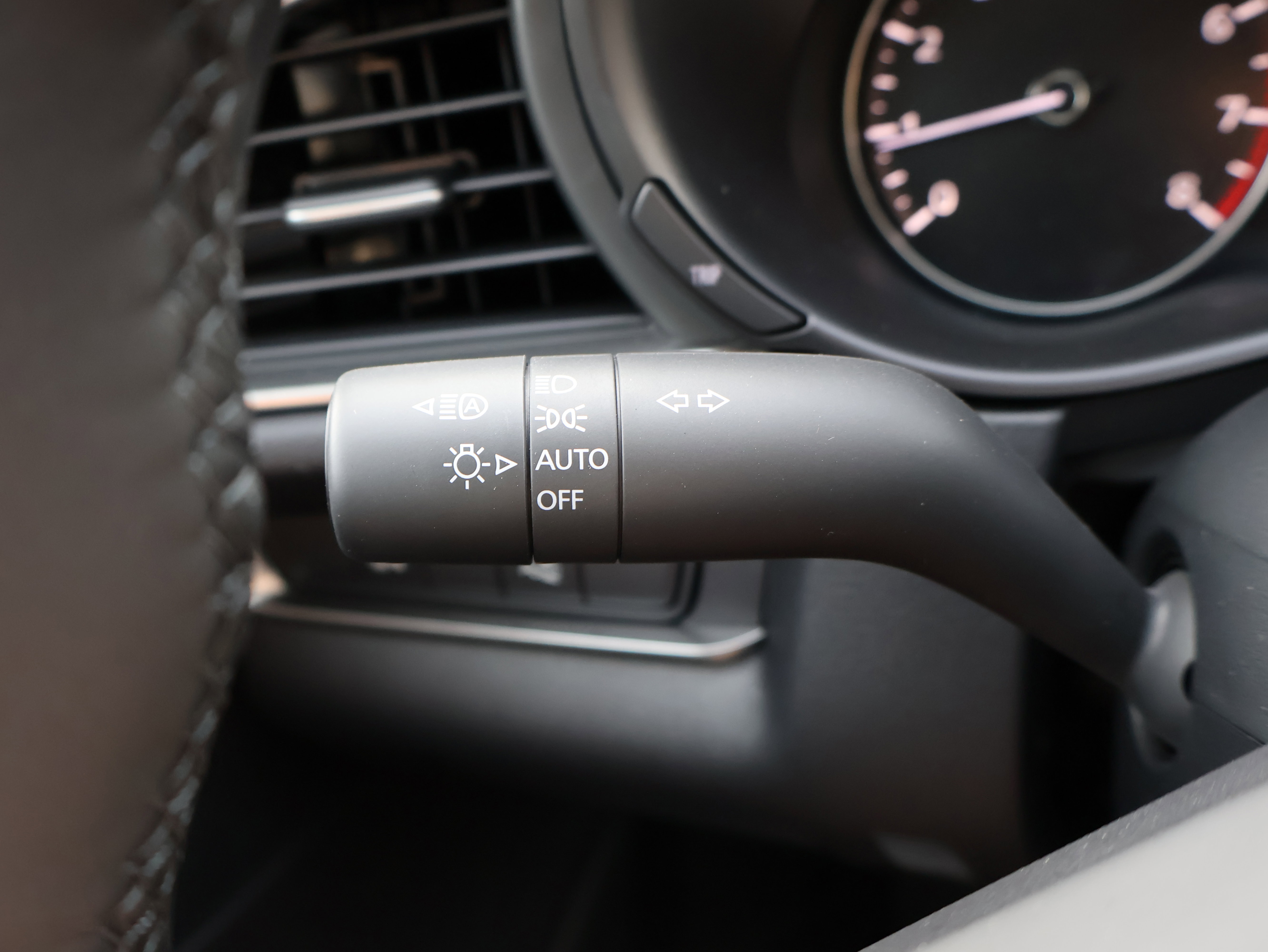 2025 Mazda CX-30 2.5 Select Sport photo 14