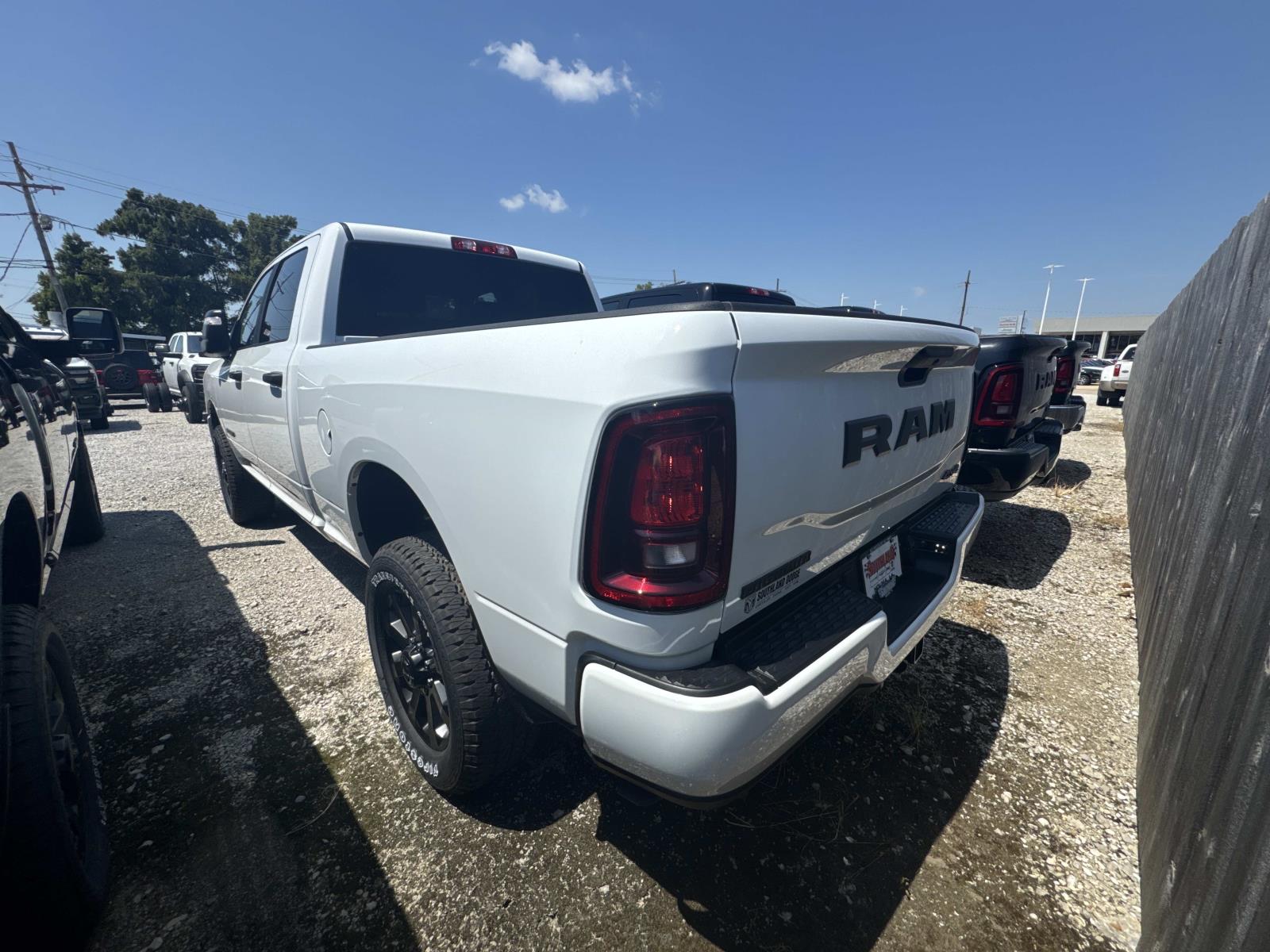 2026 Ram 2500 Big Horn photo 3