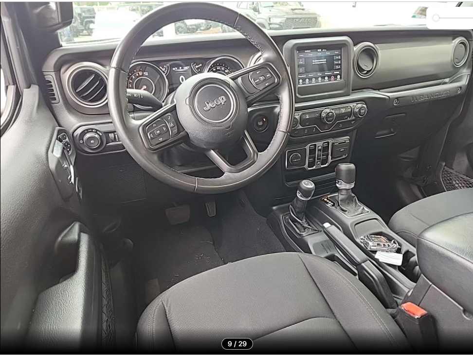 2022 Jeep Wrangler Unlimited Sport S photo 2