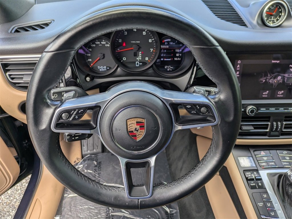 2020 Porsche Macan Base photo 16