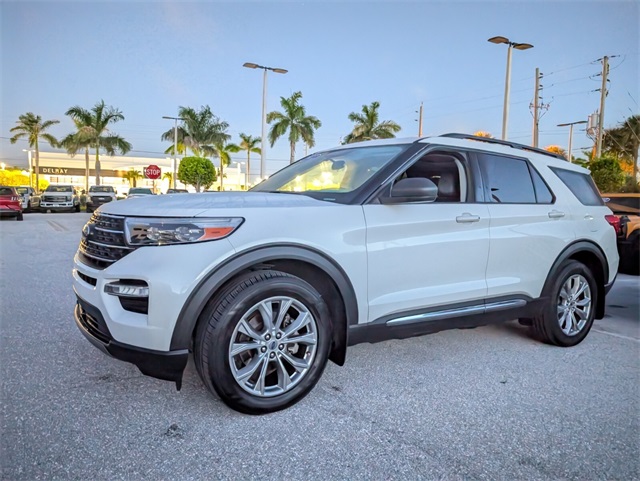 2022 Ford Explorer XLT photo 4
