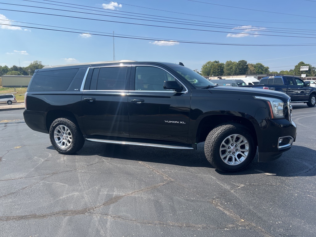 2019 Gmc Yukon XL SLT photo 3