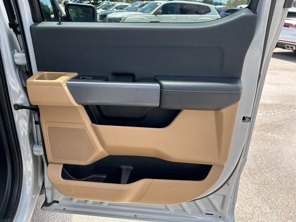 2023 Ford F-150 XLT photo 38