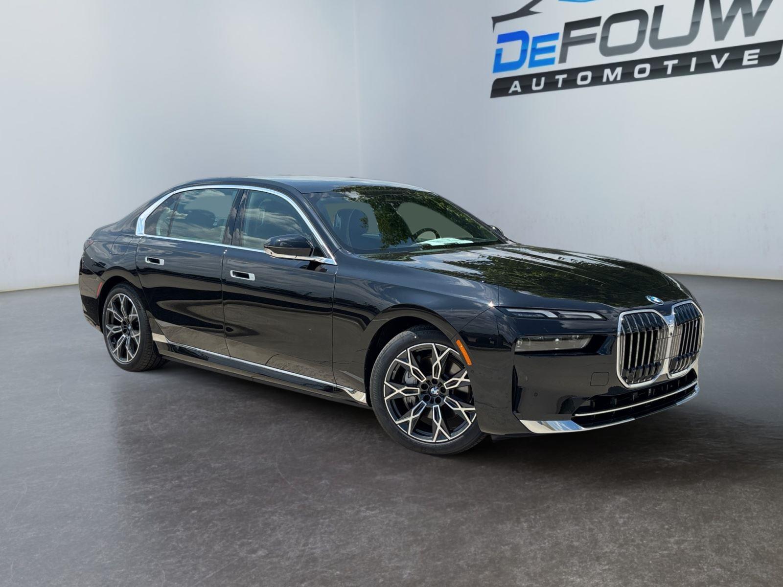 2025 BMW i7 M70's photo