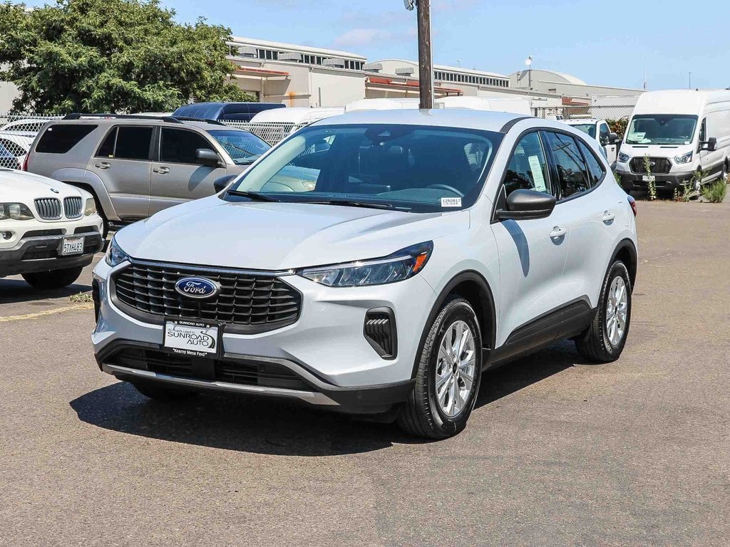 2025 Ford Escape Active photo 2