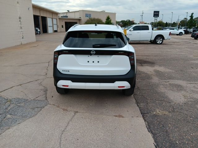 2026 Nissan Kicks SV photo 3