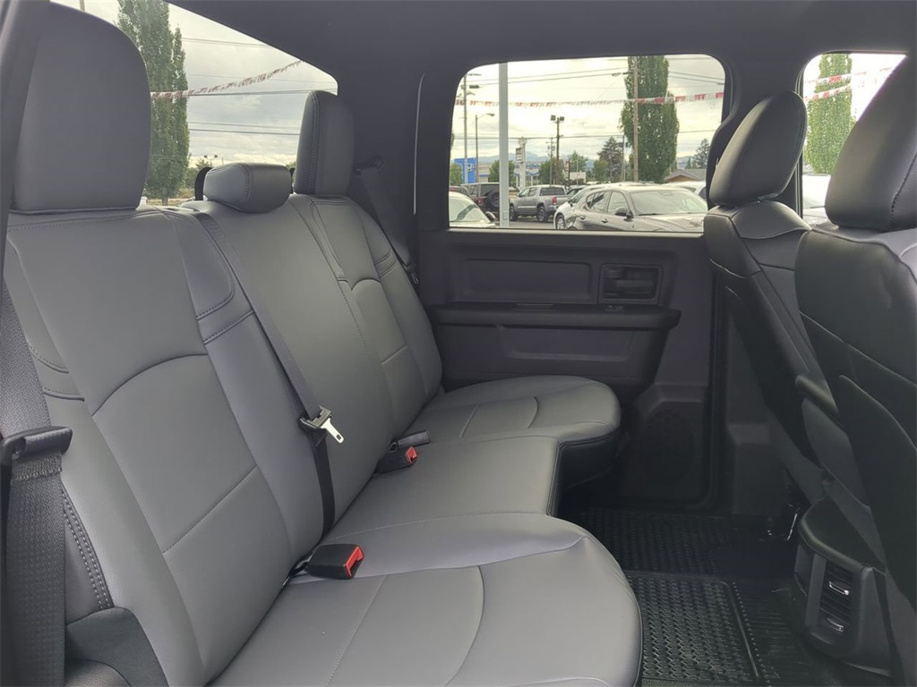 2024 Ram 3500 Tradesman photo 23