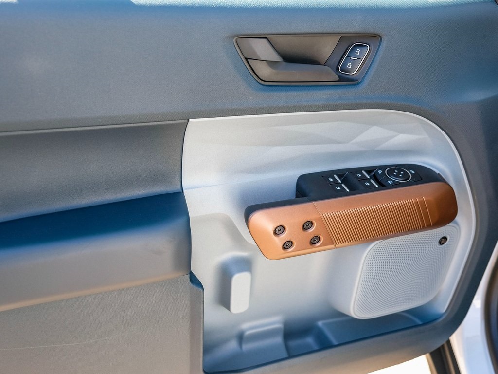 2024 Ford Maverick Lariat photo 16