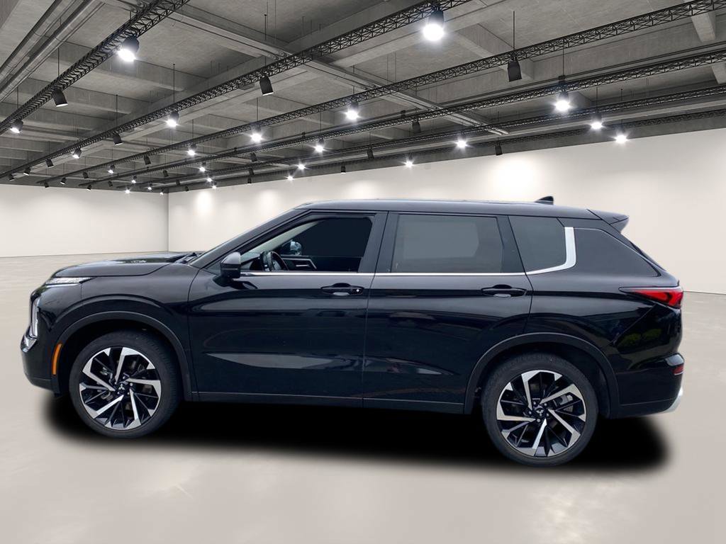2022 Mitsubishi Outlander SE photo 4