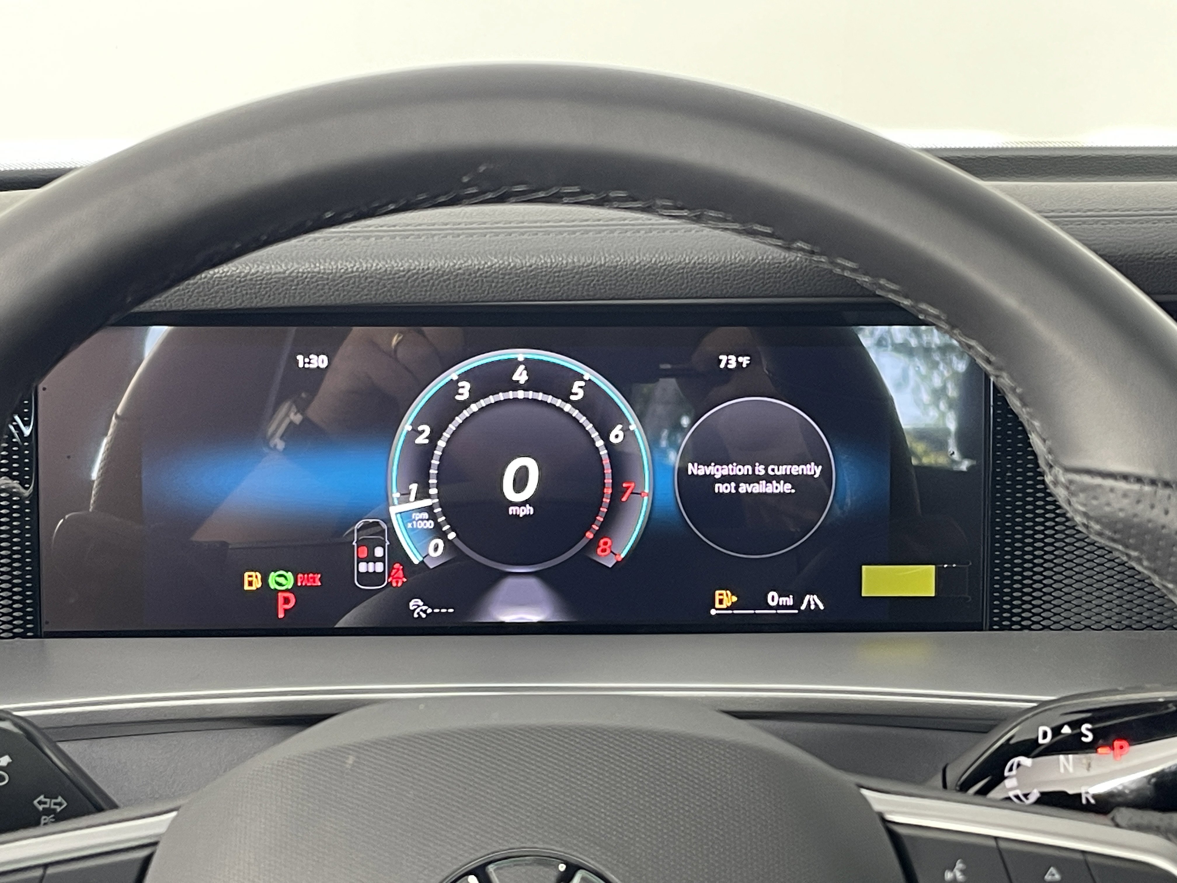 2026 Volkswagen Tiguan SE R-Line Black photo 4