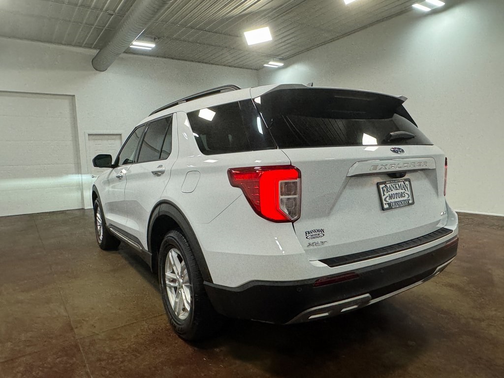 2023 Ford Explorer XLT photo 33