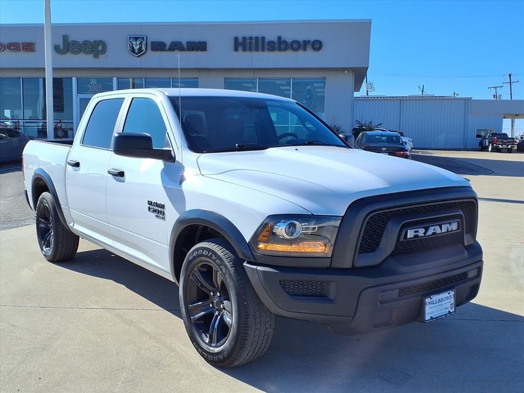 2024 RAM Ram 1500 Classic Warlock's photo
