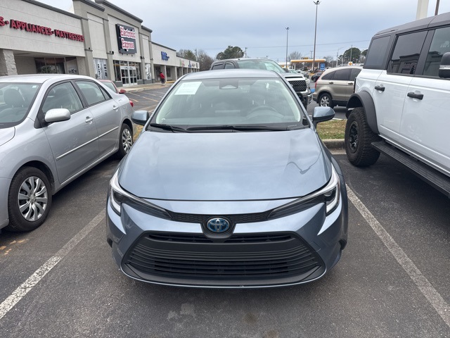 2023 Toyota Corolla LE's photo