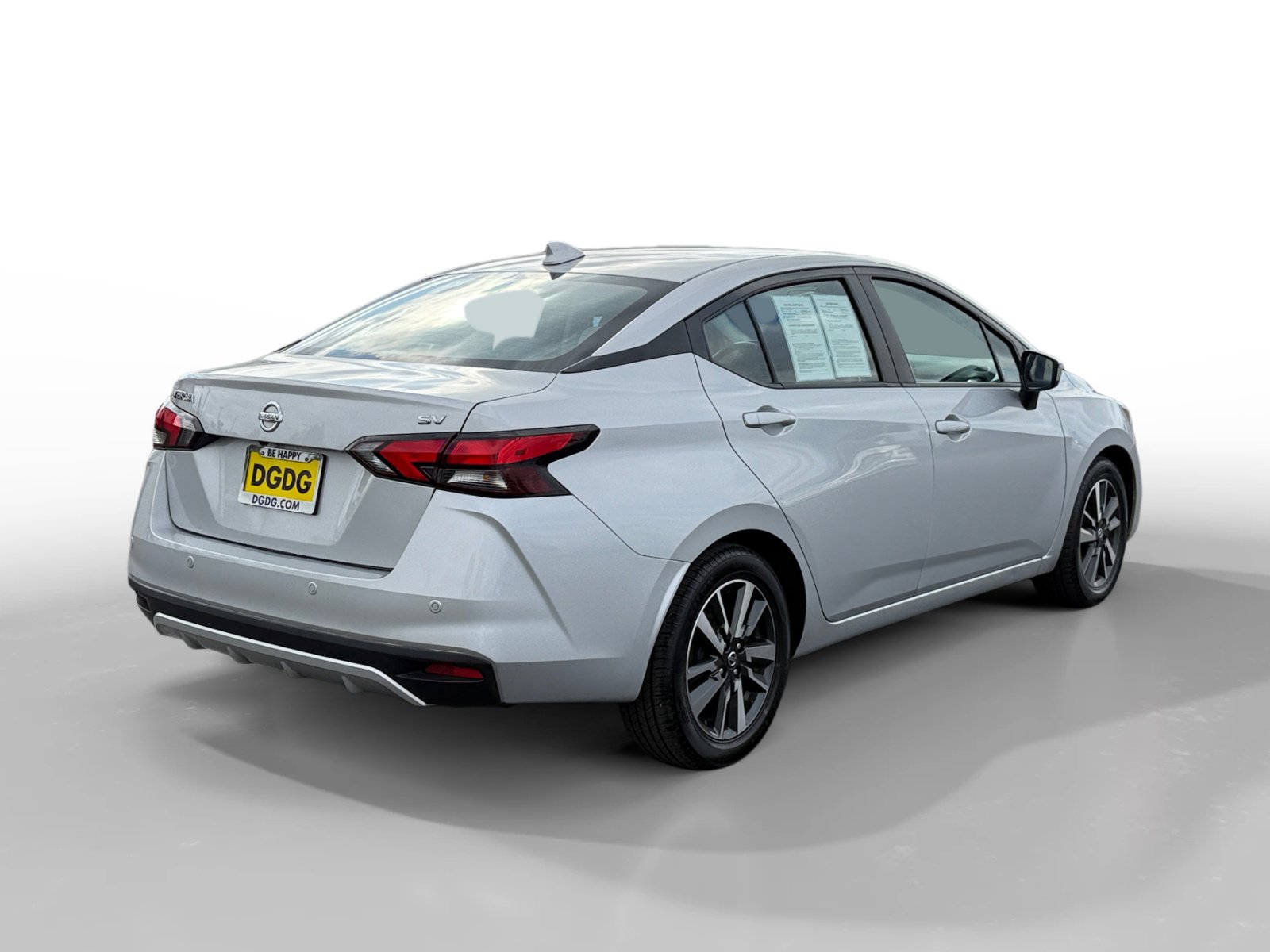 2021 Nissan Versa 1.6 SV photo 4