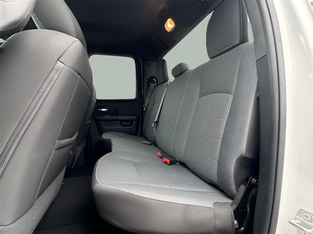 2021 Ram 1500 Classic Warlock photo 8