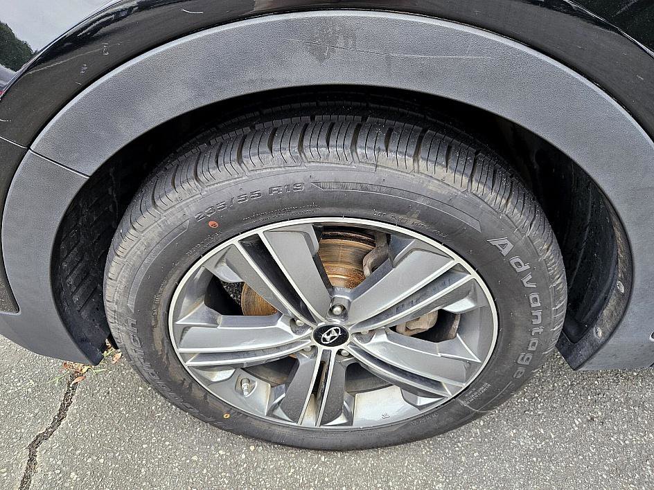 2015 Hyundai Santa Fe Limited photo 16