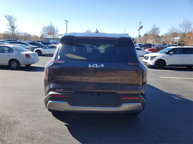 2026 Kia EV9 Light photo 4