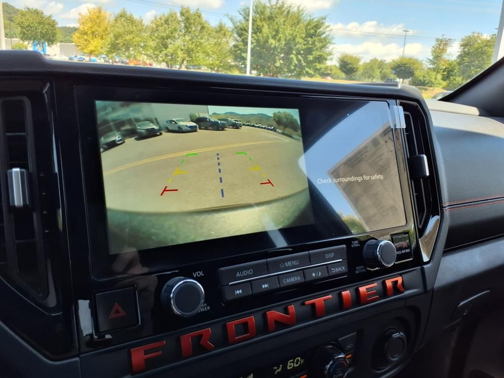 2025 Nissan Frontier Crew Cab PRO-4X photo 16