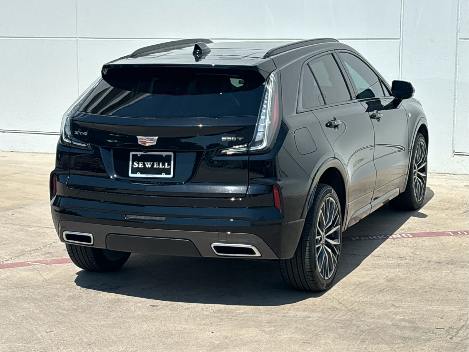 2024 Cadillac XT4 Sport photo 4