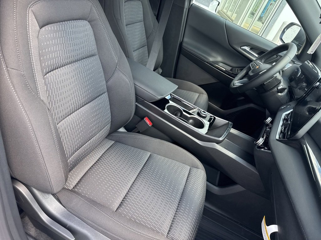 2026 Chevrolet Equinox LT photo 33