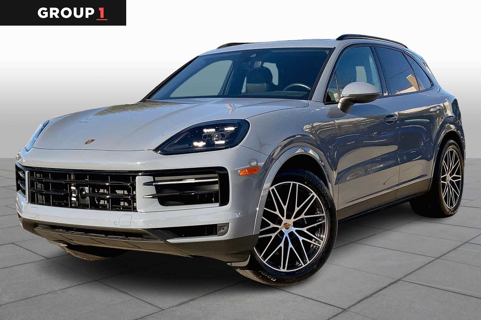 2024 Porsche Cayenne Base's photo