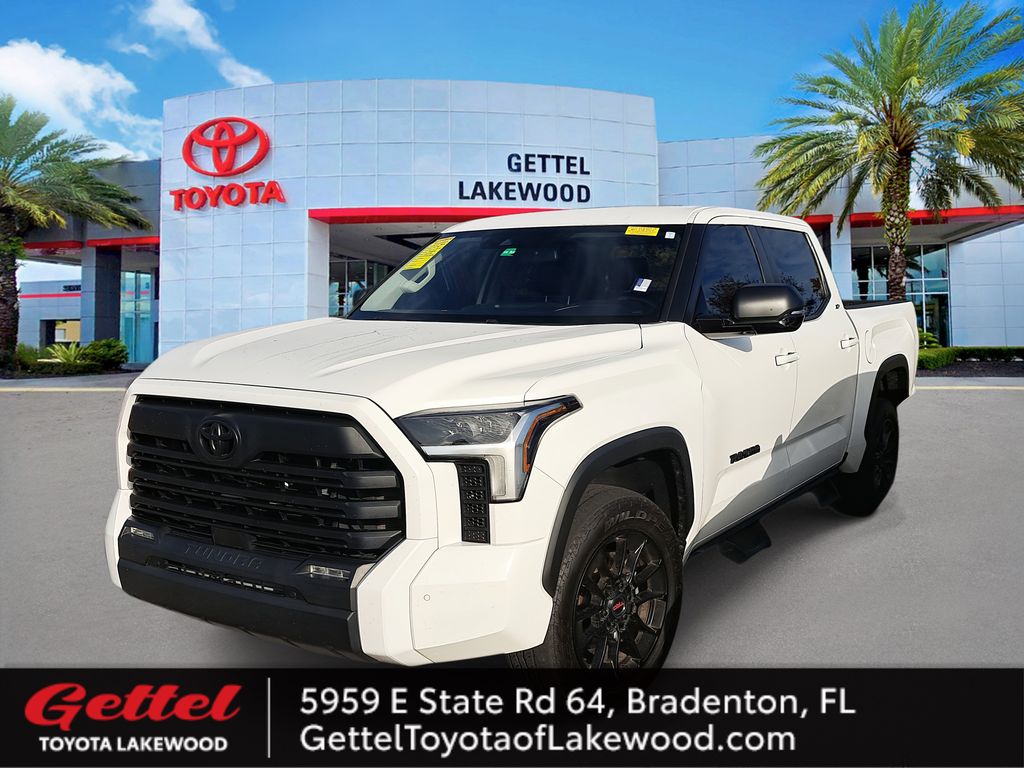 2024 Toyota Tundra SR5's photo