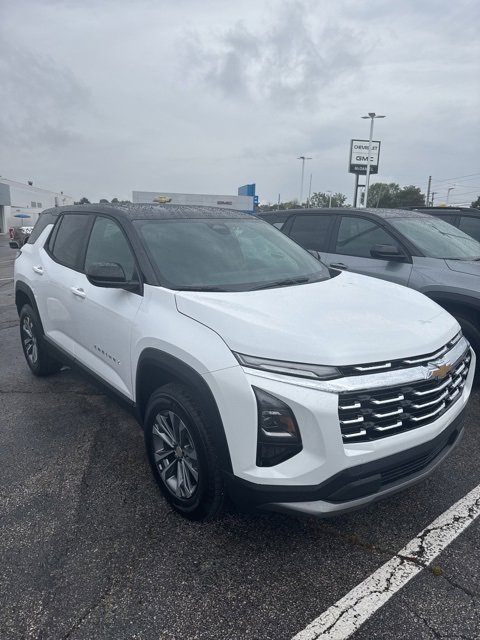 2026 Chevrolet Equinox photo 3