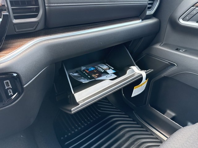 2026 Chevrolet Silverado 1500 LT photo 34