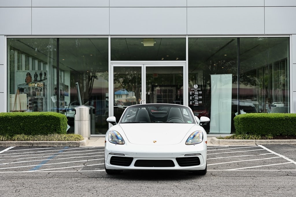 2024 Porsche Boxster Base photo 9