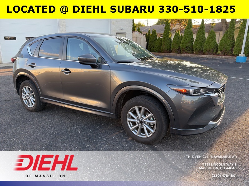 2024 Mazda CX-5 2.5 S Preferred photo 3